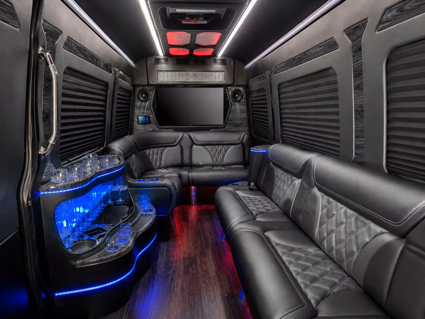 airport transfer shuttles for government delegations flying through sacramento