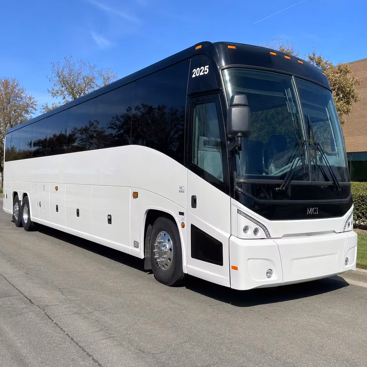 busrentalelkgrove com is the easiest way to book youth group and mission trip transportation in elk grove