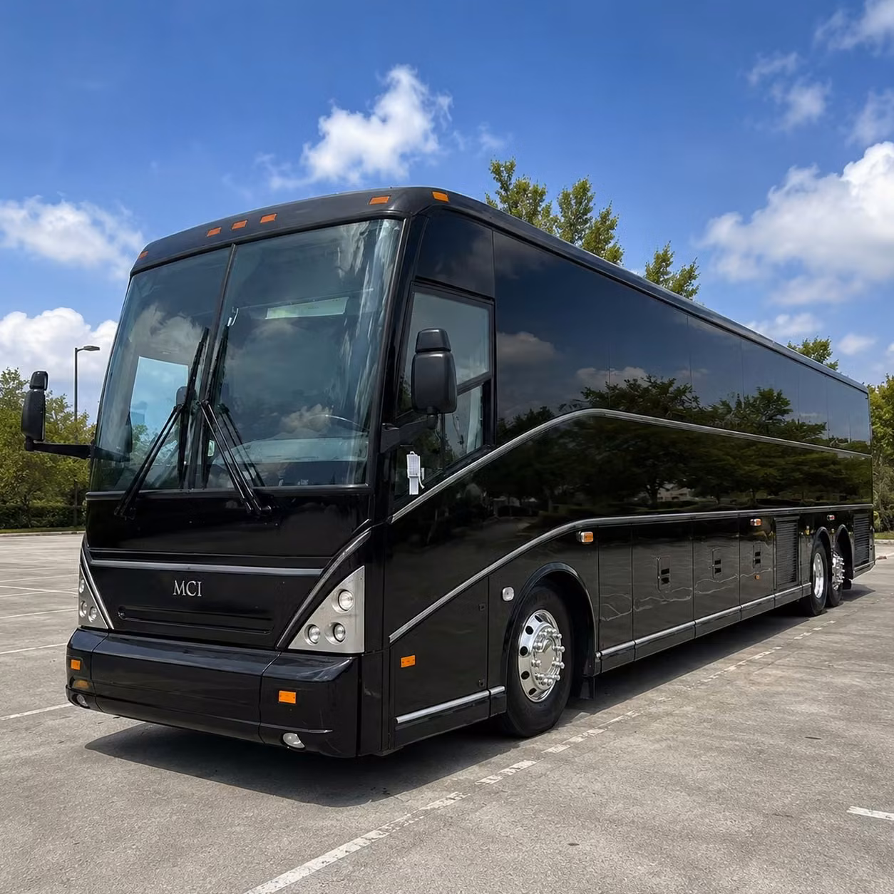 construction crew and worksite shuttle services in elk grove