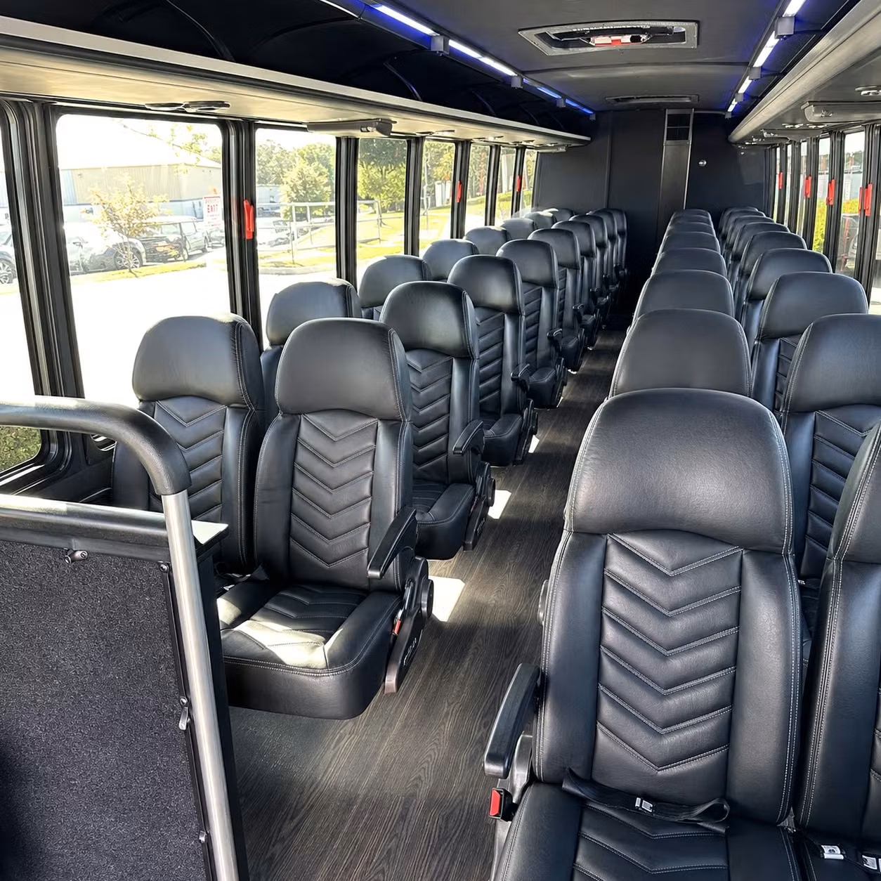 elk grove 28 passenger minibus rental