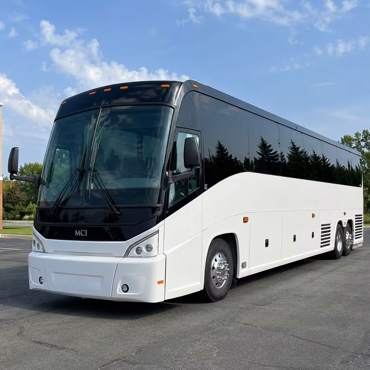 reliable charter bus shuttles for elk grove city and sacramento county government agencies